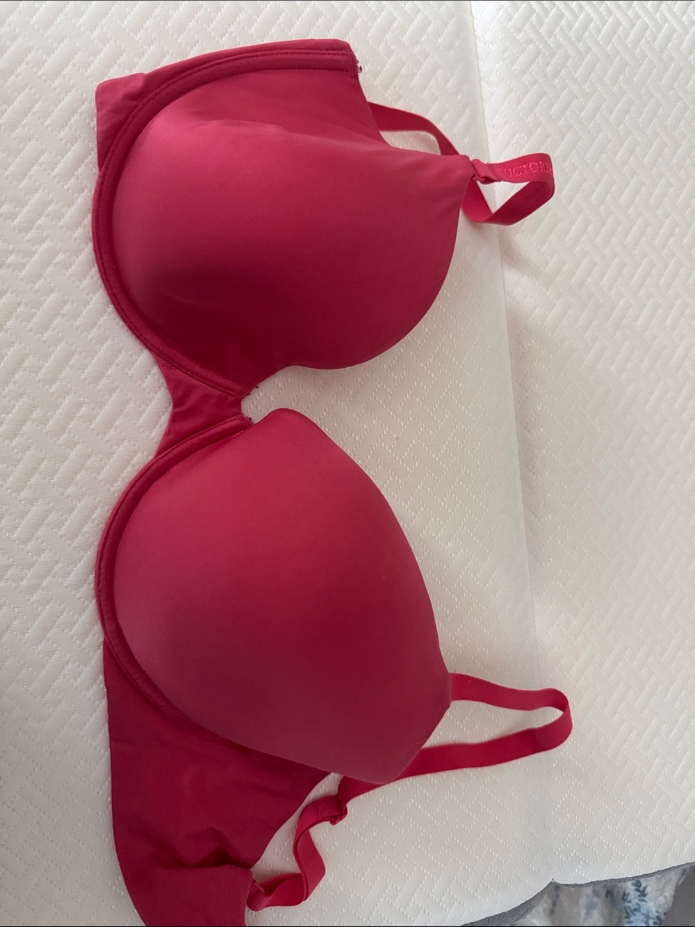 Victoria's Secret Smooth Molded Bra - Deep Pink
